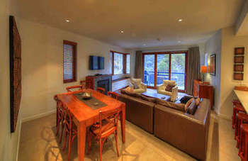 Elevation 2 Bedroom With Guest Room Gas Fire And Mountain Views Thredbo Exterior foto